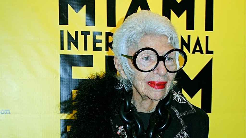 Iris Apfel en el MIFF (Miami International Film Festival), en el estreno de Iris, un documental sobre su vida.