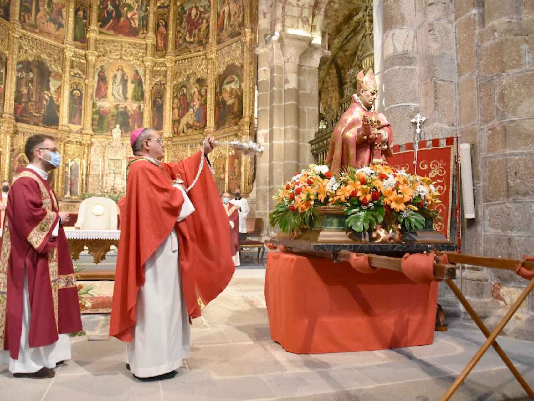 Eucaristía por el patrón de Ávila, San Segundo, celebrada en la catedral.