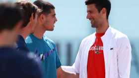Novak Djokovic y Carlos Alcaraz, en el Mutua Madrid Open.