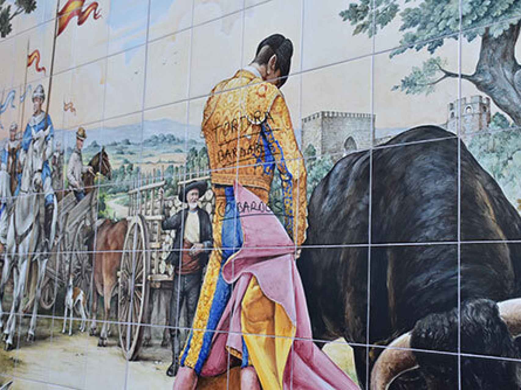 Acto vandálico en un mural cerámico de Talavera.