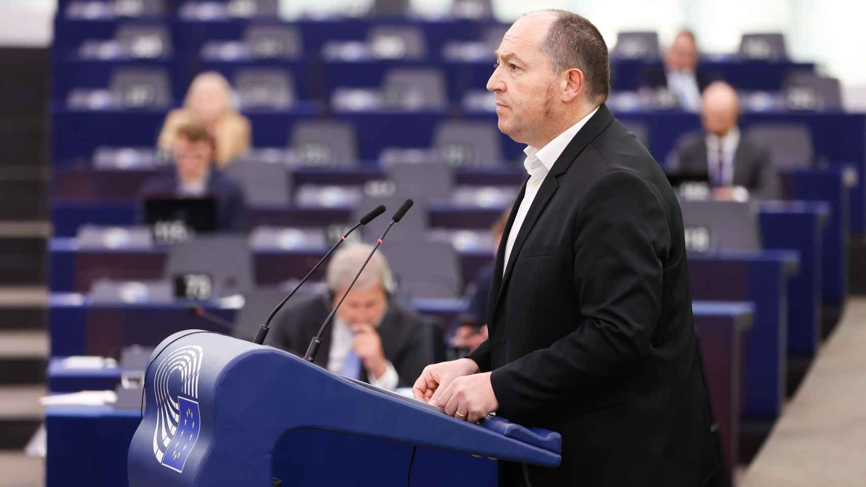 El eurodiputado de Bildu, Pernando Barrena, durante el debate sobre Pegasus