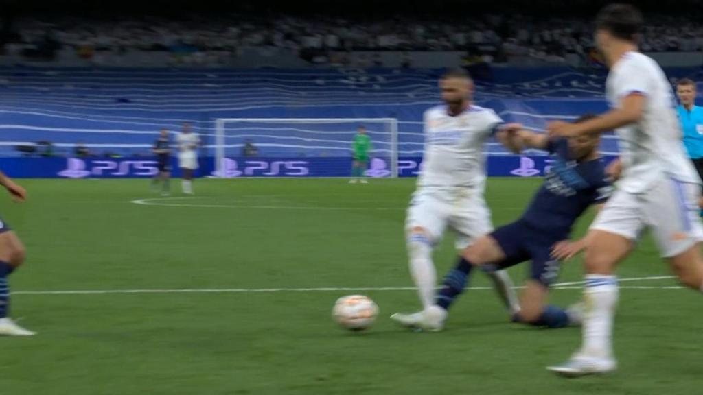 Penalti sobre Karim Benzema