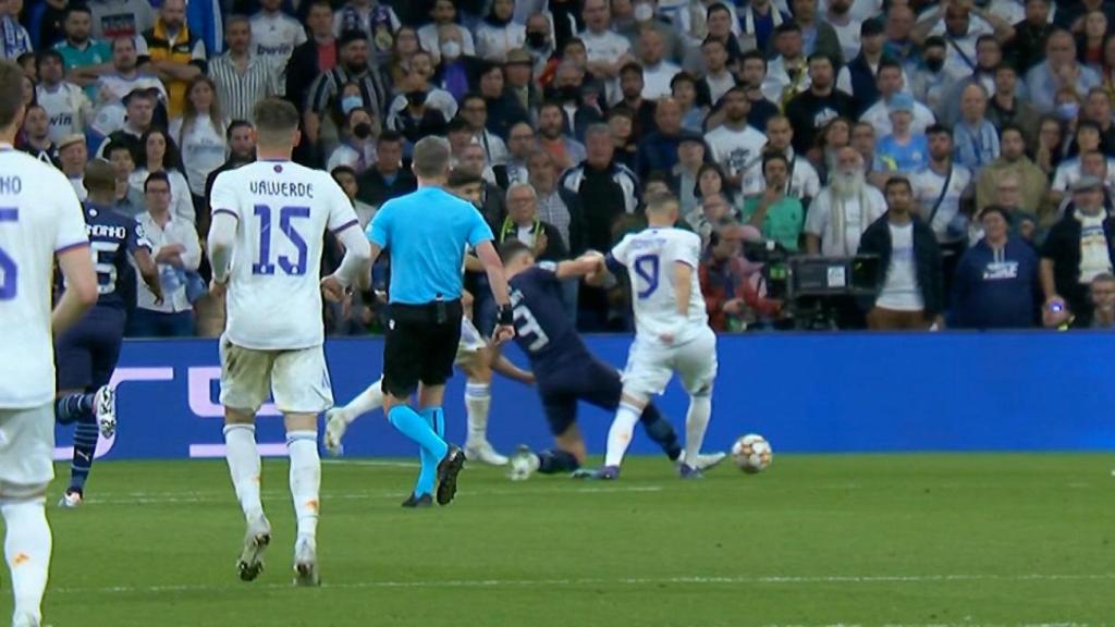 Penalti sobre Karim Benzema