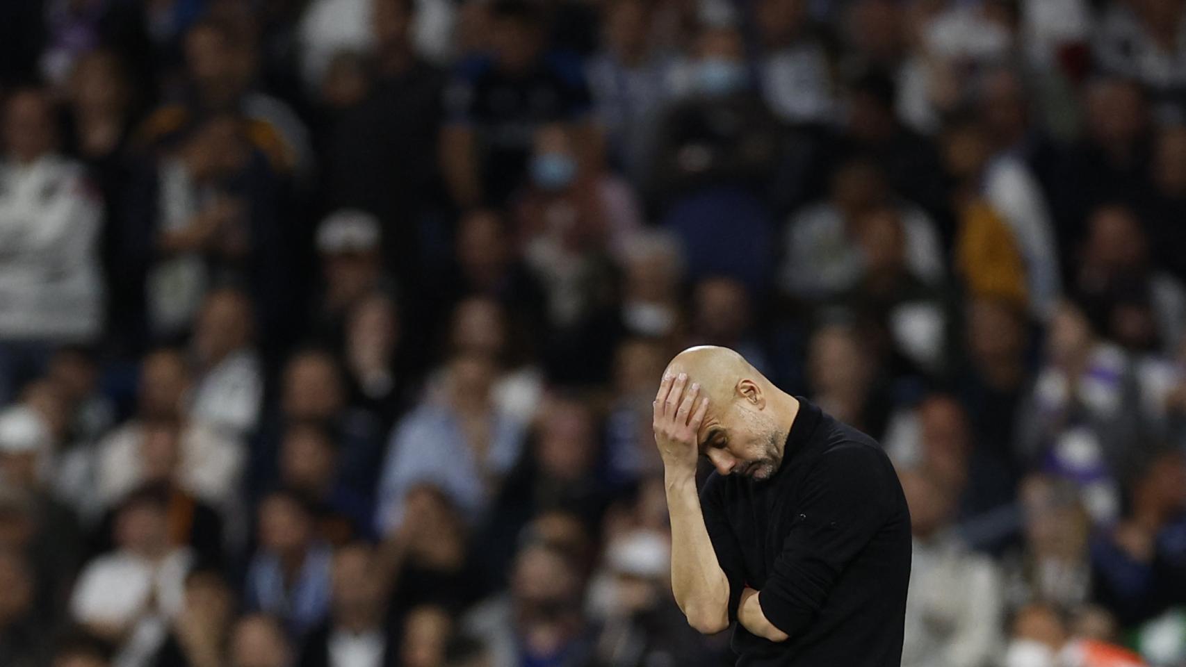 Pep Guardiola se lamenta tras la remontada del Real Madrid