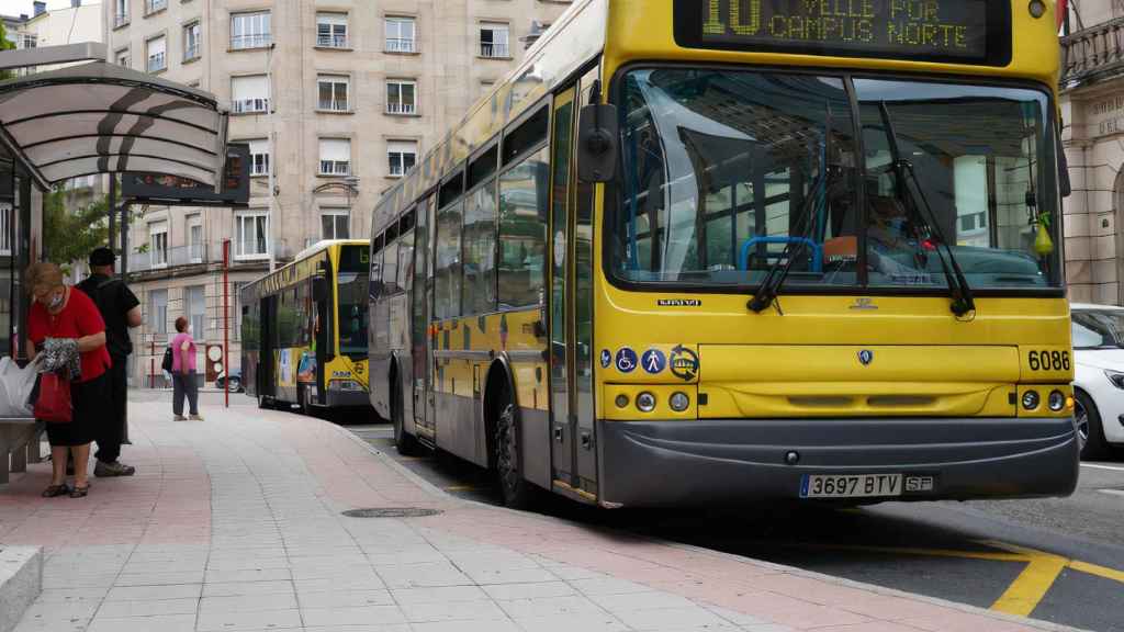Autobús urbano en la ciudad de Ourense.