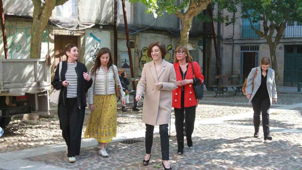 La conselleira de Medio Ambiente, Territorio e Vivenda en funciones, Ángeles Vázquez, en la visita a Ourense.