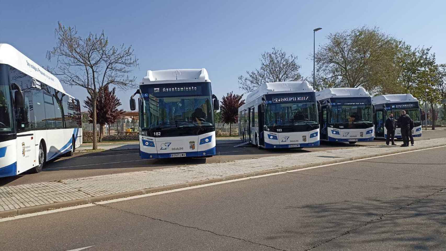 Cinco nuevos autobuses ecológicos para la ciuad de Salamanca