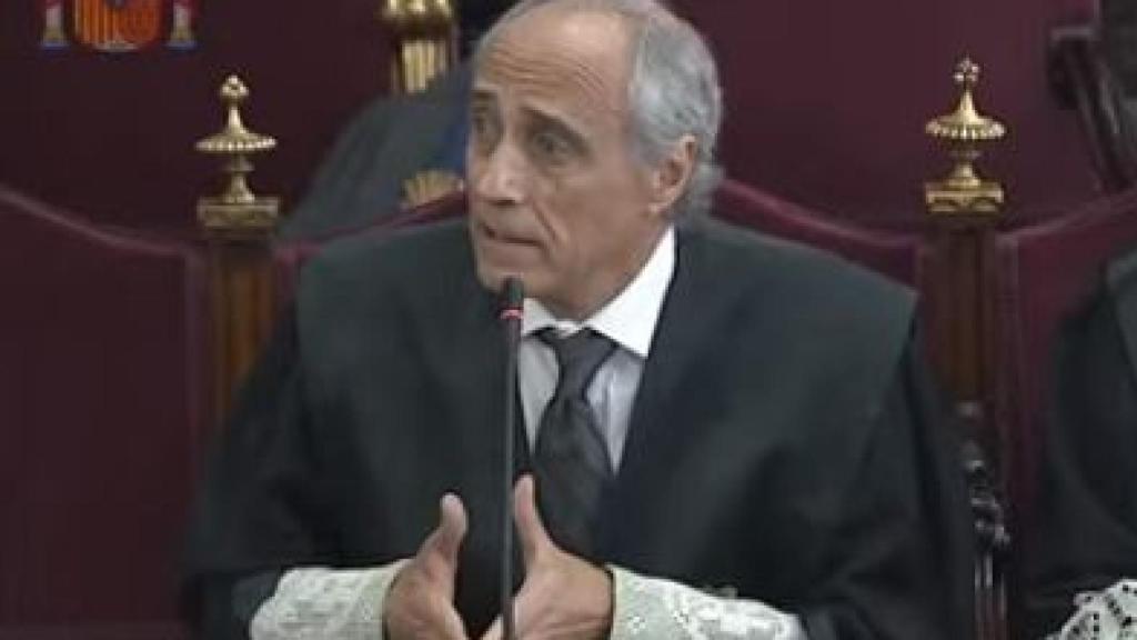 El fiscal Fernando Prieto, durante su intervención en la vista de los recursos de casación./