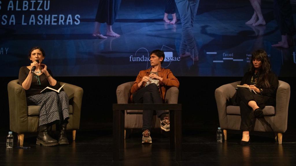 Presentación de un libro y dos audiovisuales de Jon Maya en la sala Berlanga