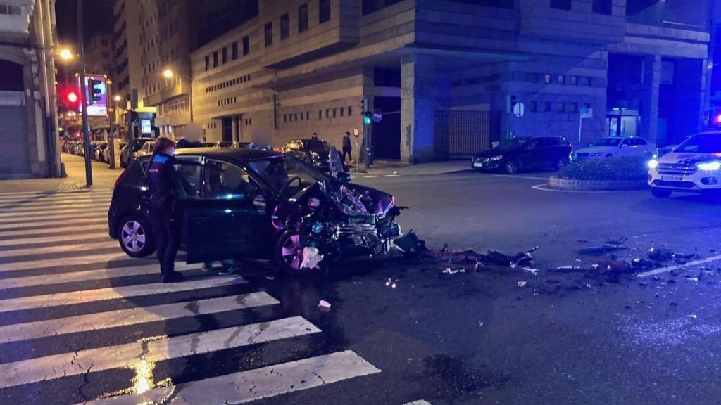 Accidente de tráfico registrado esta madrugada en A Coruña.