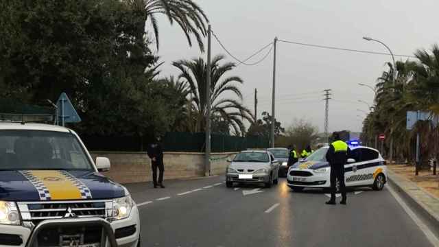 Las carreteras de Alicante registran dos graves atropellos, uno en Calp a un niño y otro en Almoradí a un joven.