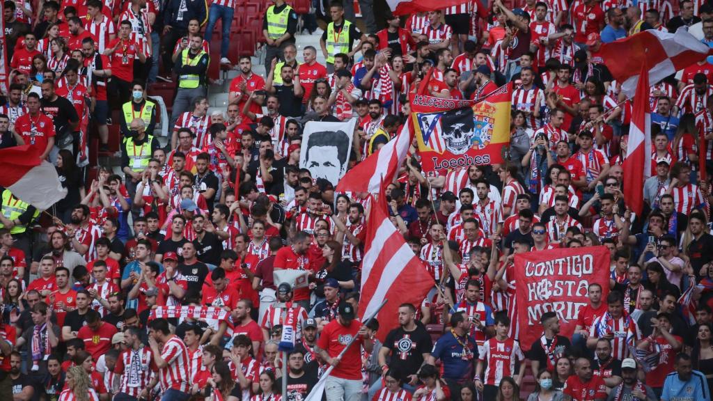 La afición del Atlético de Madrid en el derbi frente al Atlético de Madrid