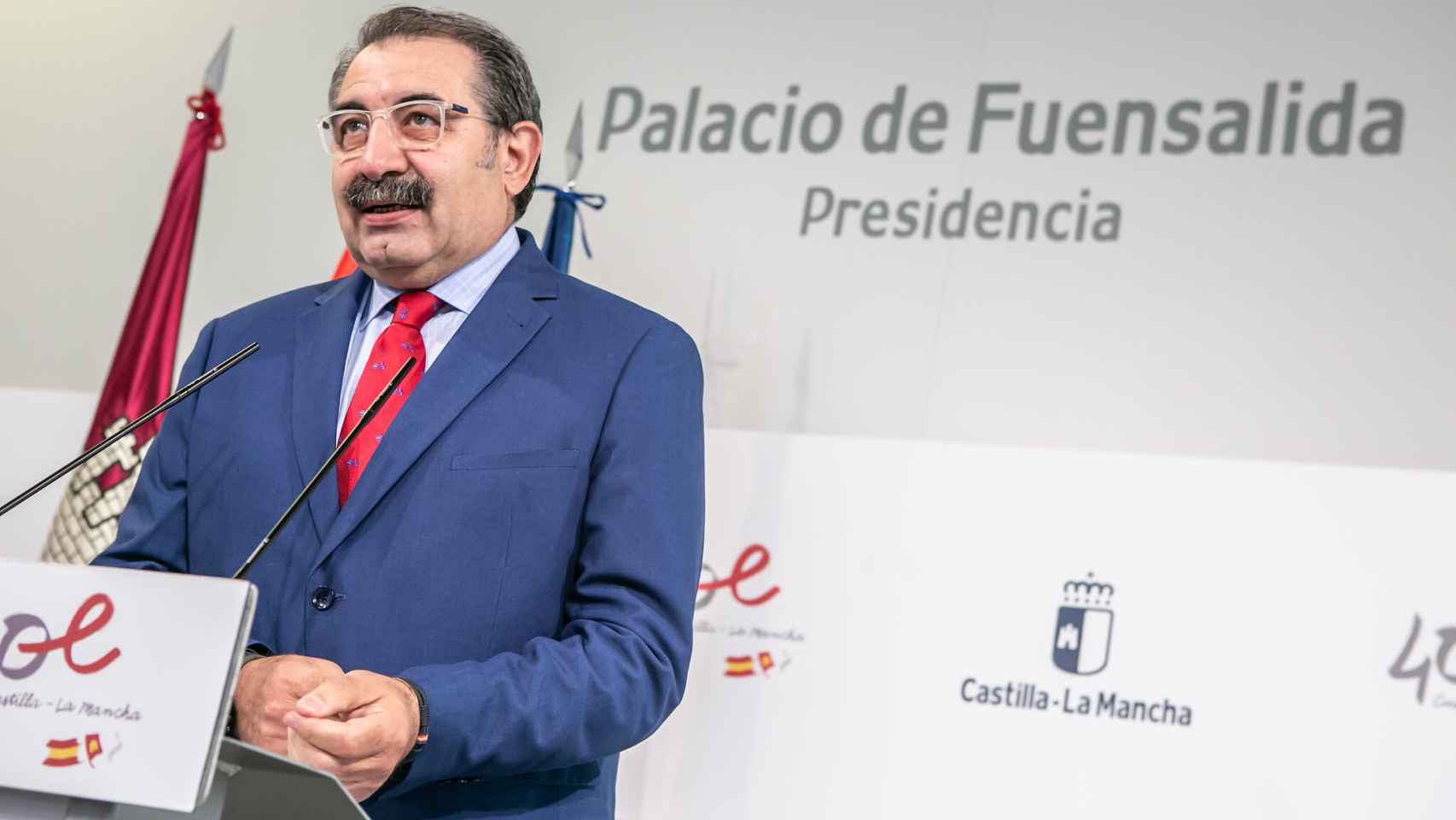 Jesús Fernández Sanz, consejero de Sanidad de Castilla-La Mancha, este lunes en rueda de prensa
