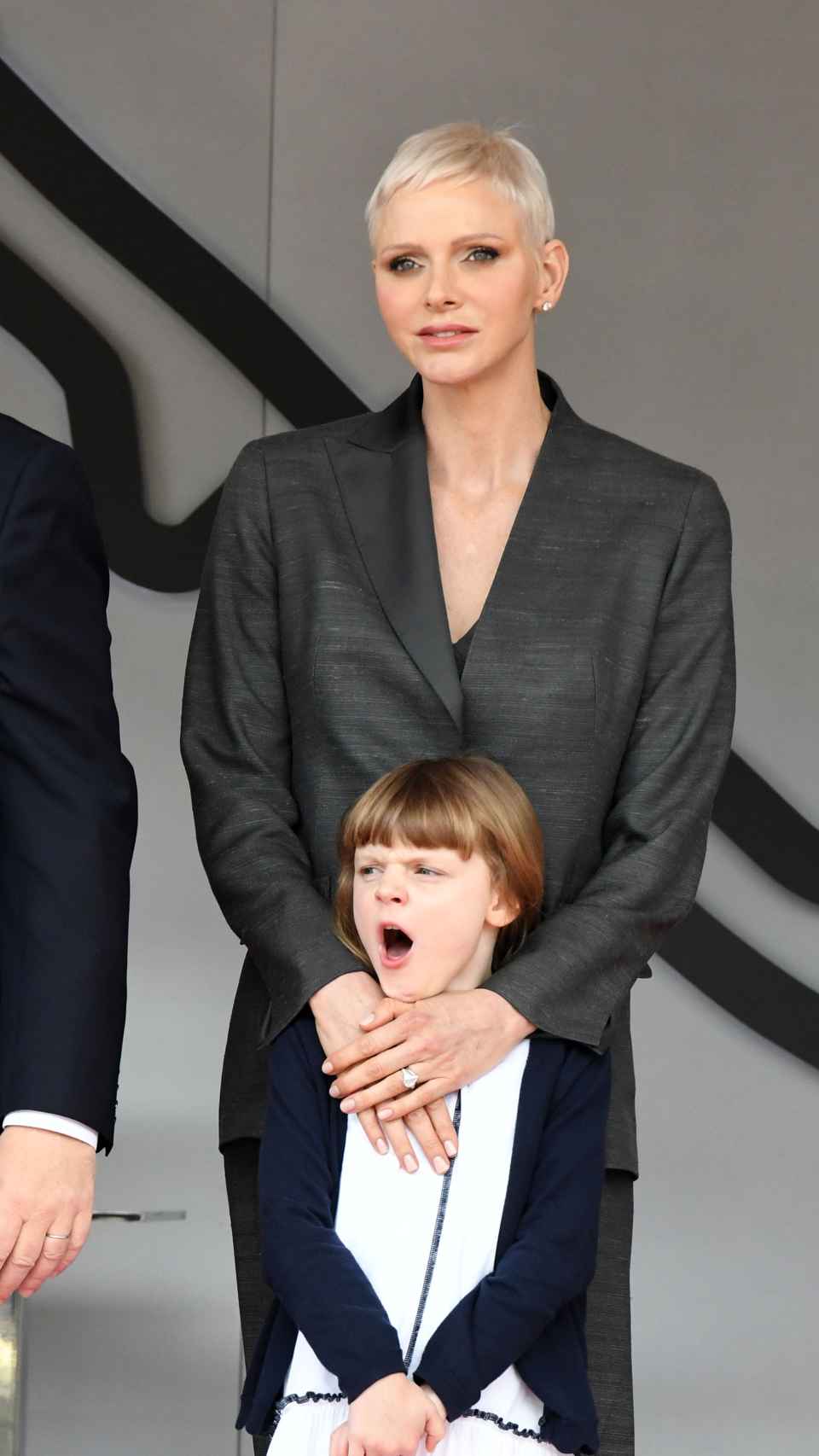 La princesa Charlène de Mónaco junto a su hija Gabriella.