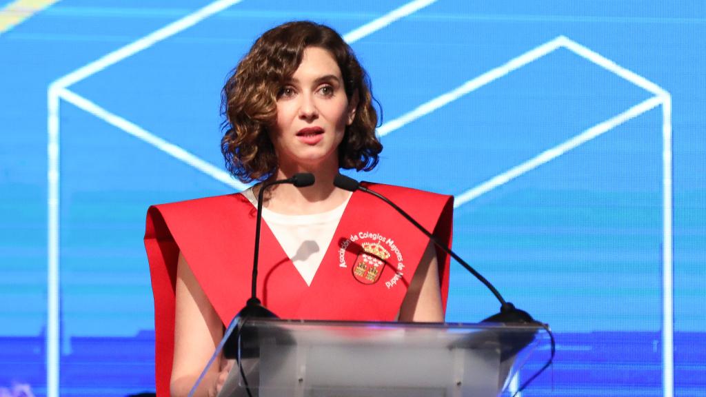 Isabel Díaz Ayuso, en la clausura del curso académico 2021-22 de la Asociación de Colegios Mayores, este verano.