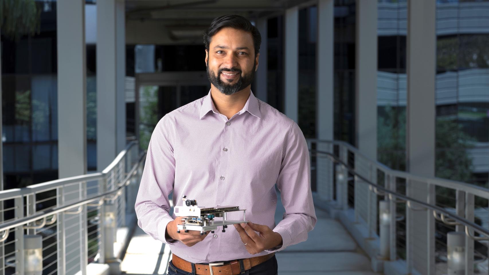 Dev Singh, responsable de robótica en Qualcomm.