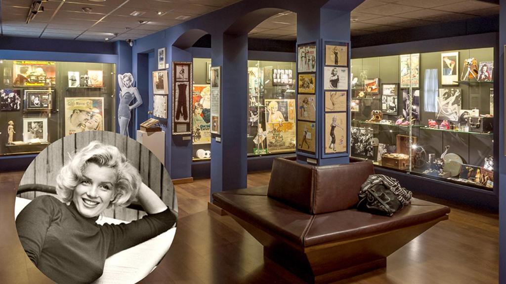 Uno de los rincones del Museo de Marilyn Monroe y una imagen de la actriz, en su época de esplendor.