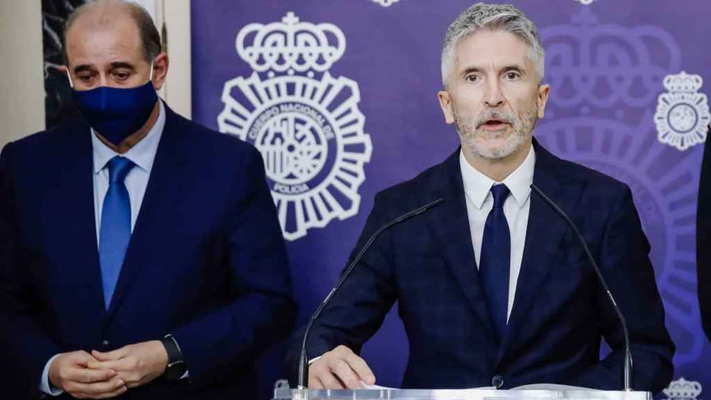 El Director General de la Policía, Francisco Pardo Piqueras y el ministro del Interior, Fernando Grande-Marlaska (d).