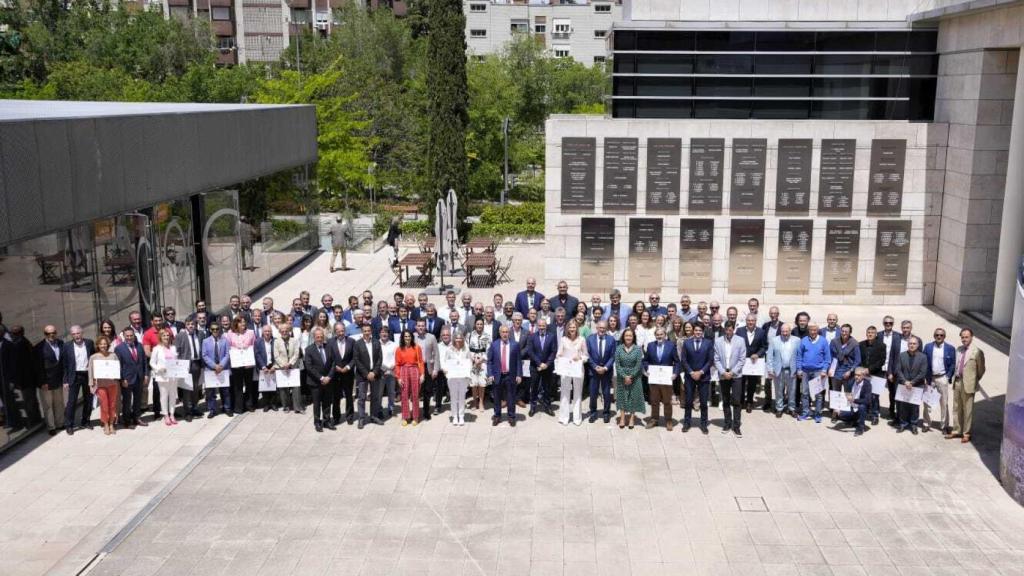 El homenaje a los olímpicos de Calgary y Seúl 1988 en la sede del COE.