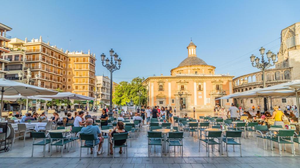 Imagen de archivo de una terraza en Valencia.