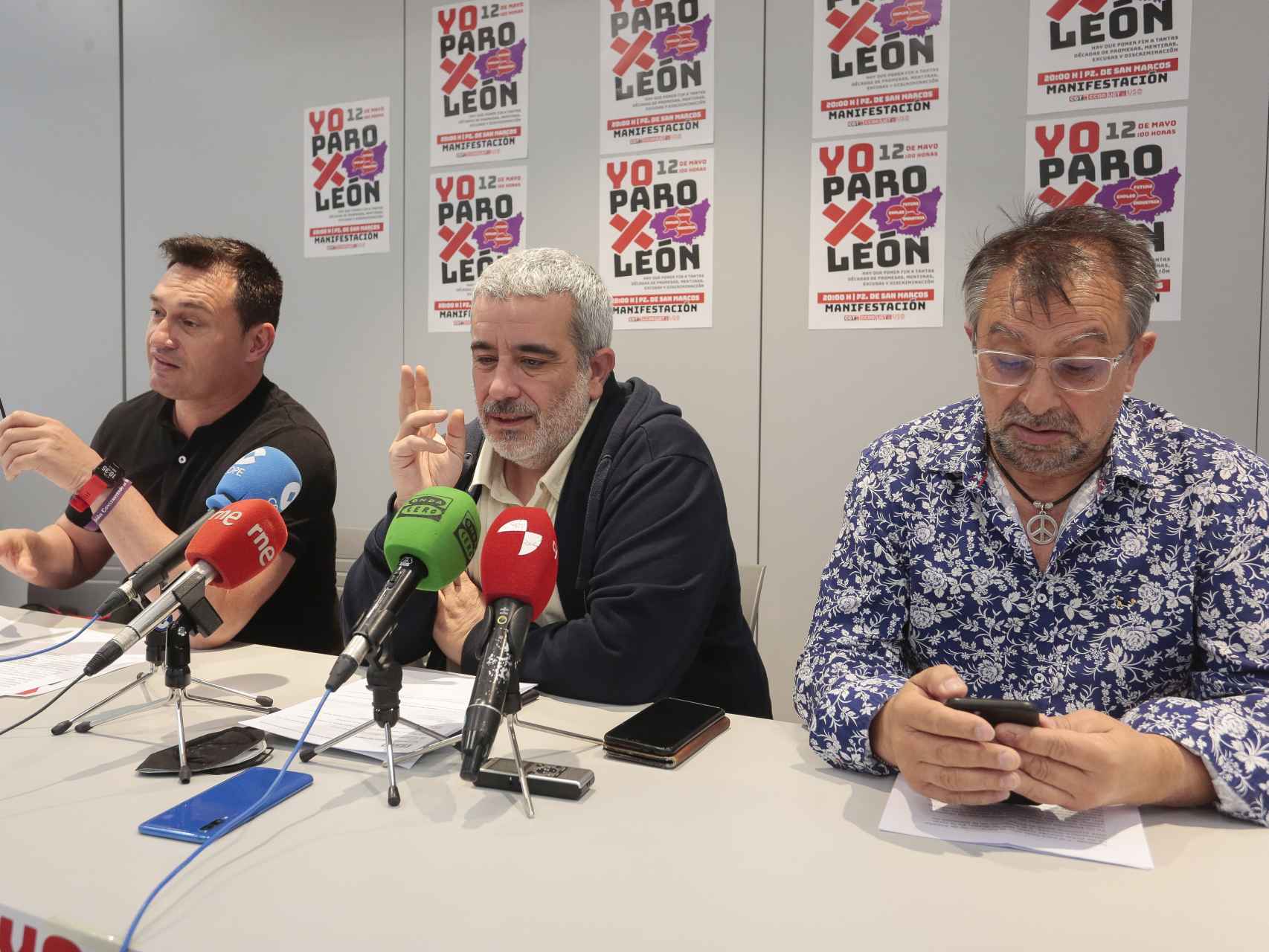 Los representantes de los sindicatos durante la presentación del movimiento 'Yo paro por León', este jueves.
