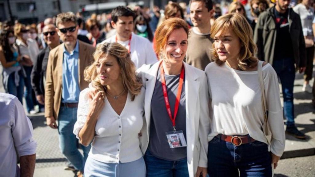 La ministra de Trabajo, Yolanda Díaz, y la portavoz de Más Madrid, Mónica García, el pasado 1 de mayo.