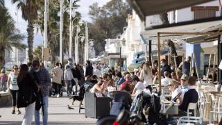 Málaga cierra El Cabra, histórico restaurante de Pedregalejo, por “riesgo grave para la salud pública”