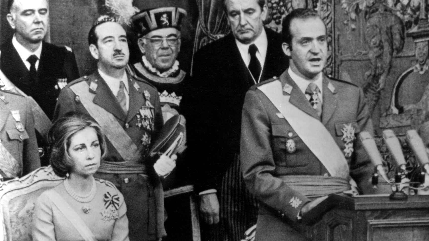 El rey Juan Carlos ante las Cortes.