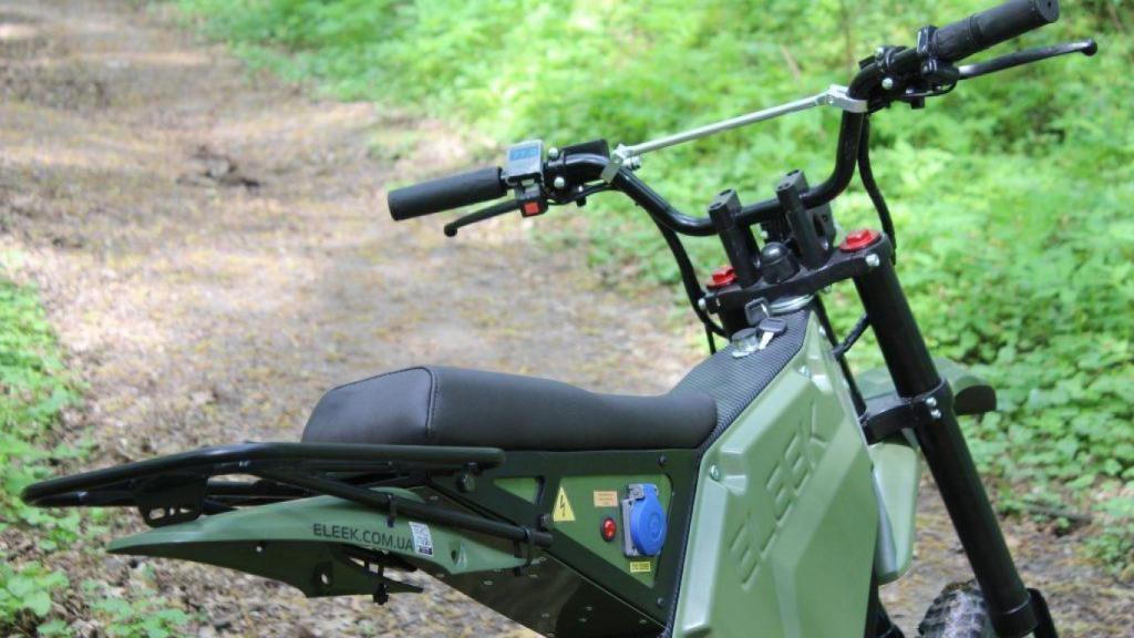 Moto Eleek Atom Military