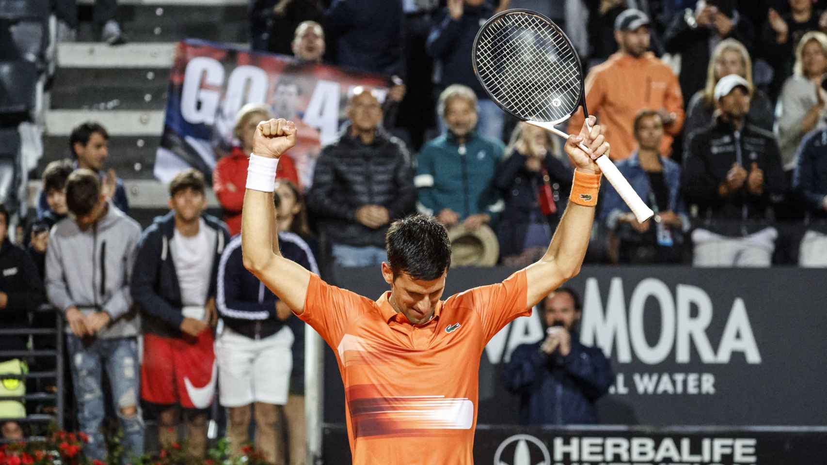 Novak Djokovic celebra su triunfo en el Masters 1.000 de Roma