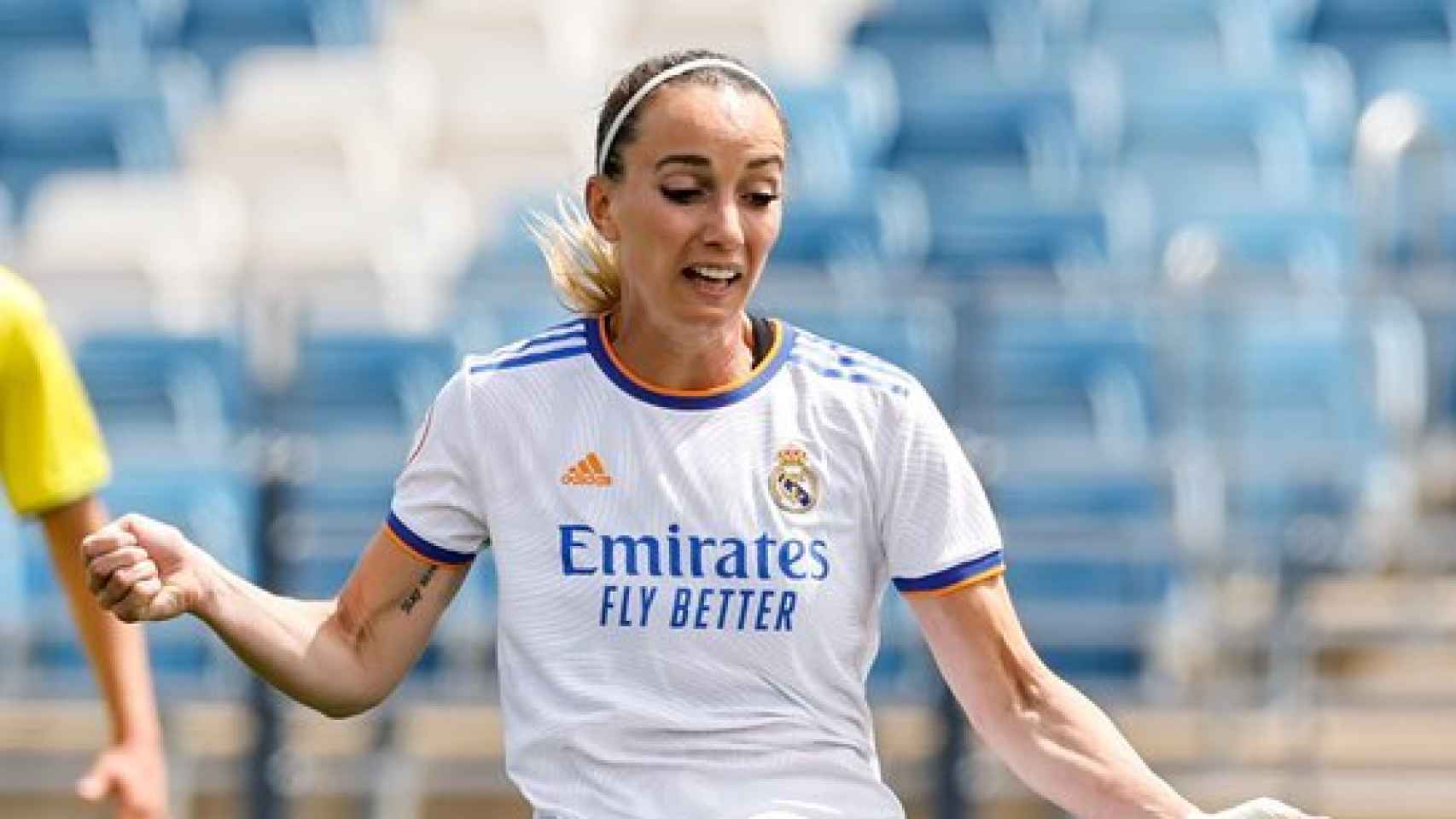 Kosovare Asllani, en el Real Madrid Femenino - Villarreal de la Primera Iberdrola 2021/2022