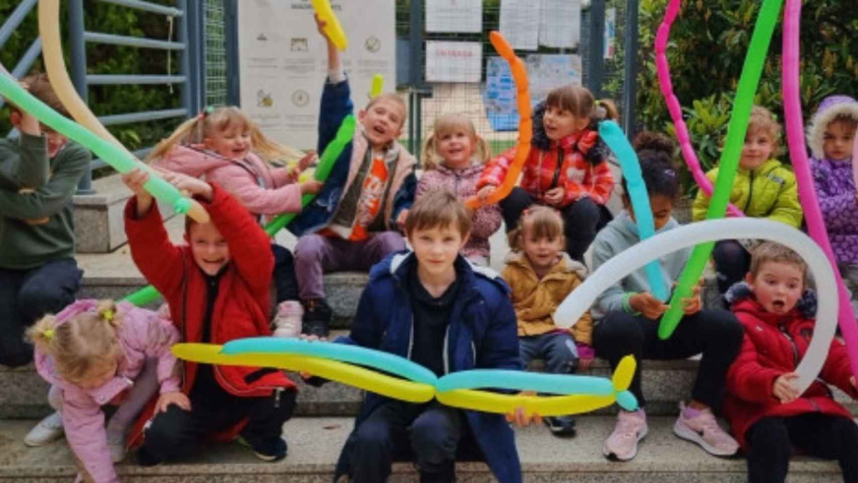 Niños y niñas ucranianas, en una imagen de la ONG para recaudar fondos.