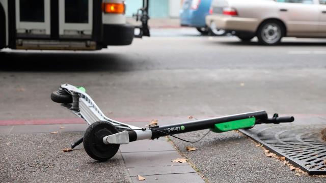 La tecnología de realidad aumentada de Google para Bird y sus patinetes eléctricos