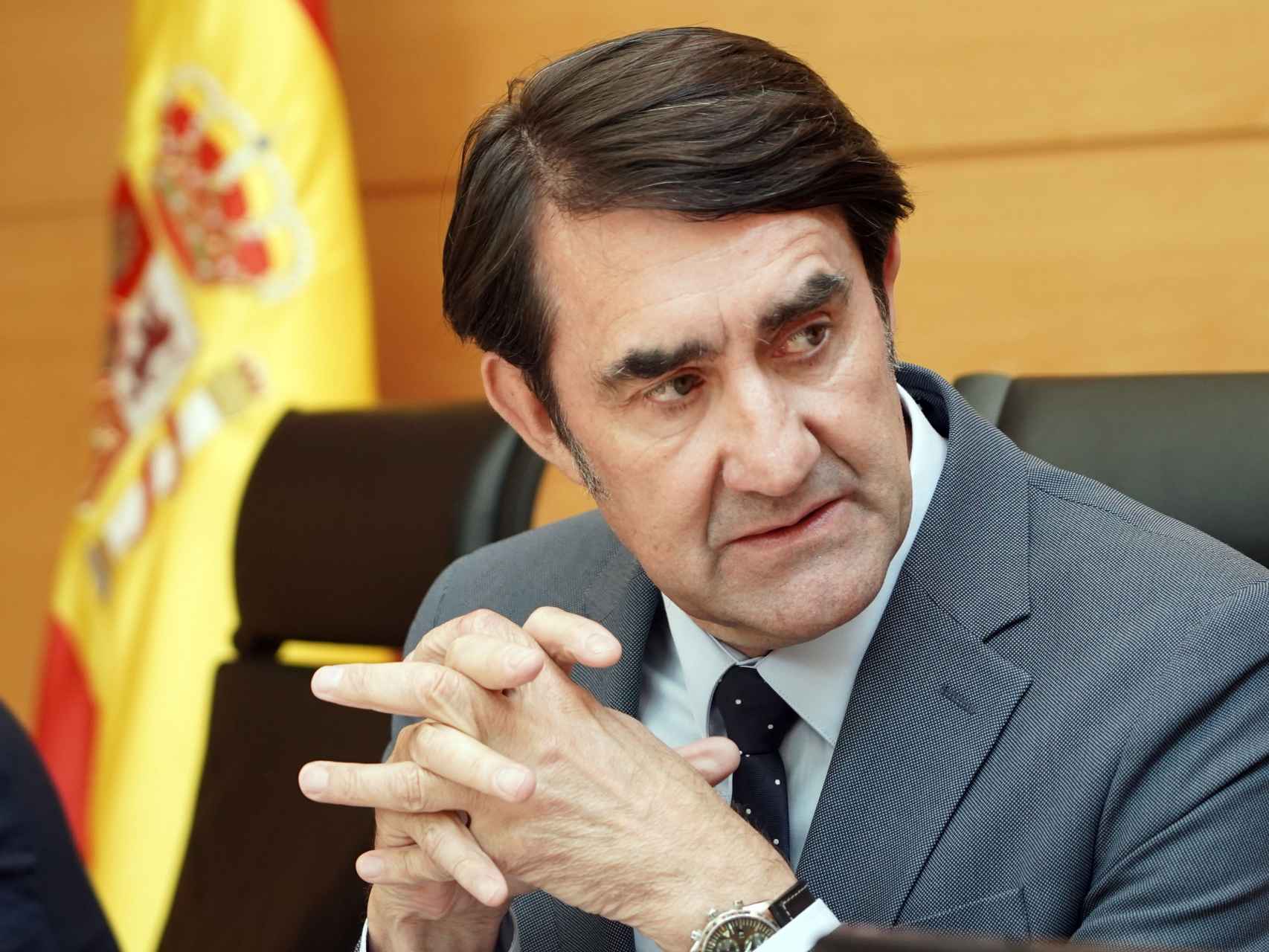 El consejero de Medio Ambiente, Juan Carlos Suárez-Quiñones, durante su comparecencia de este martes en las Cortes.