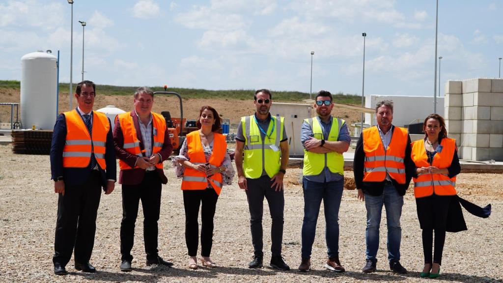 Un momento de la visita del Consorcio del Aeropuerto de Teruel.