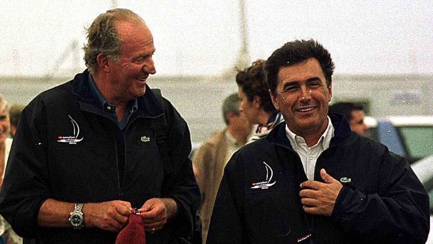 Juan Carlos I y Pedro Campos, en una foto de 2001.
