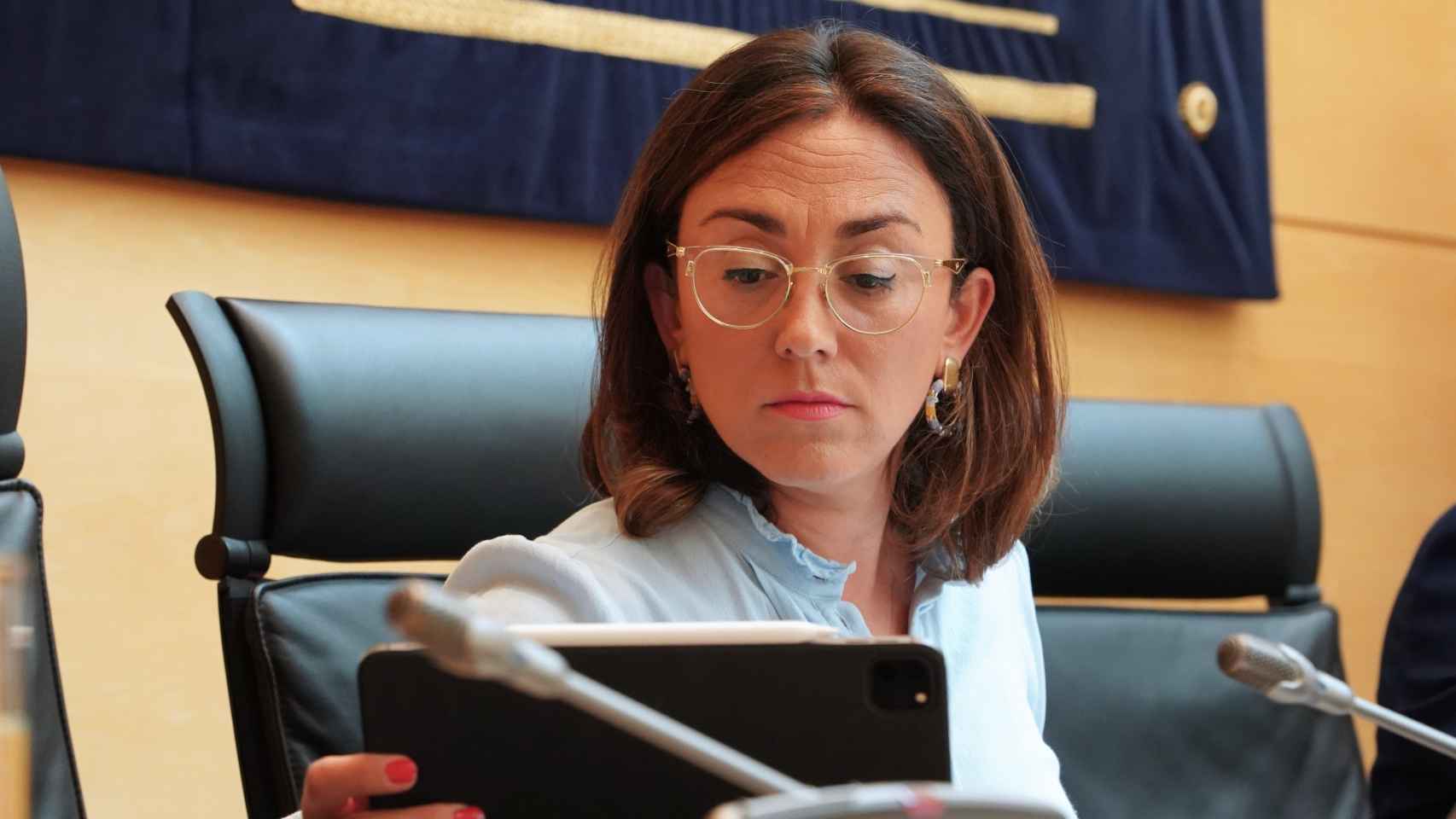 La consejera de Movilidad y Transformación Digital, María González, comparece en las Cortes para exponer el programa de actuaciones de su departamento en la presente legislatura.