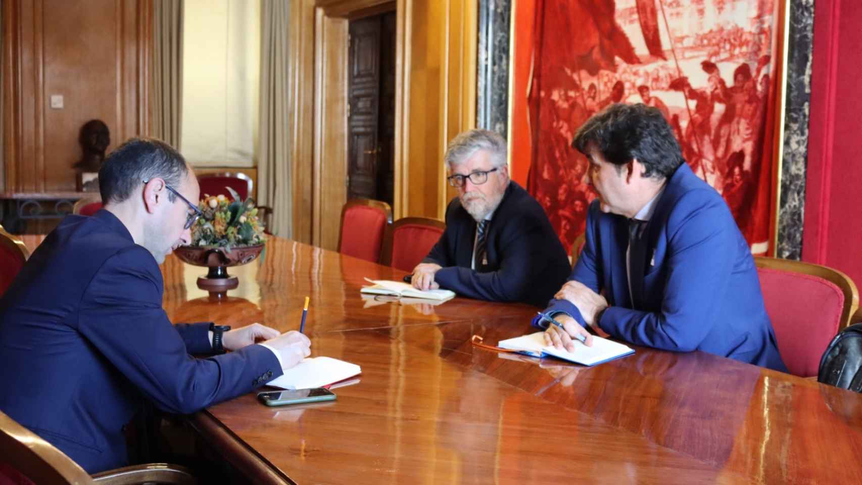 Reunión del PSOE de Salamanca con la empresa pública Senasa
