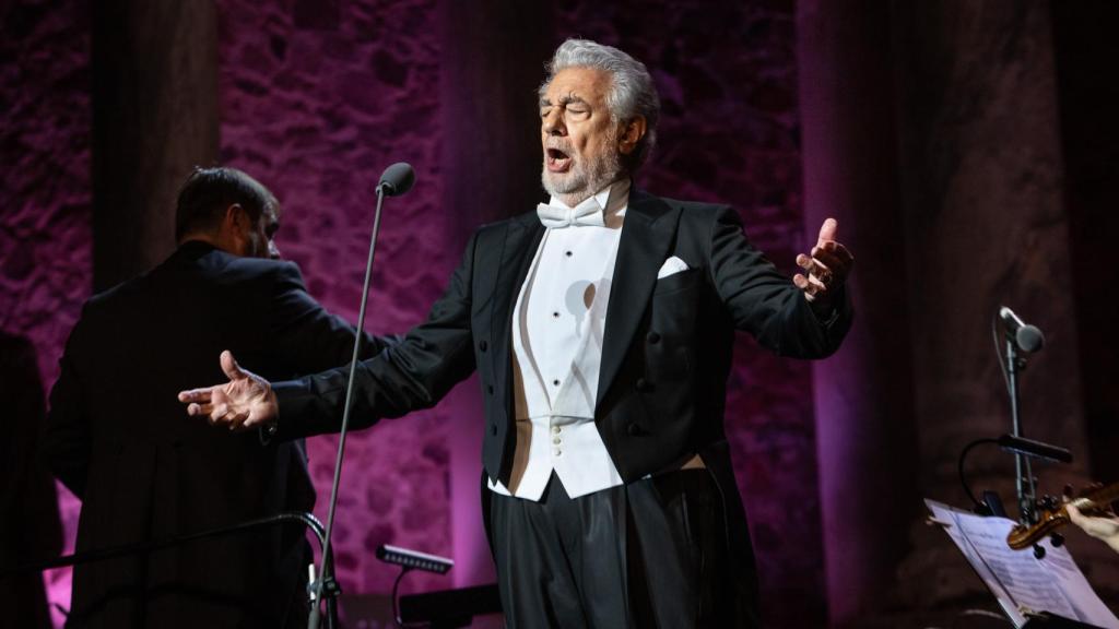 Plácido Domingo durante una actuación en el Teatro Romano de Mérida el pasado verano. / Jorge Armestar / Europa Press