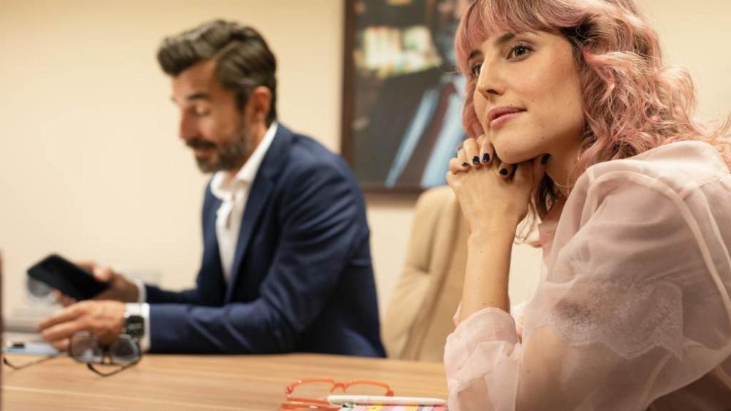 Santi Millán y Natalia de Molina en un fotograma de 'Espejo, Espejo'