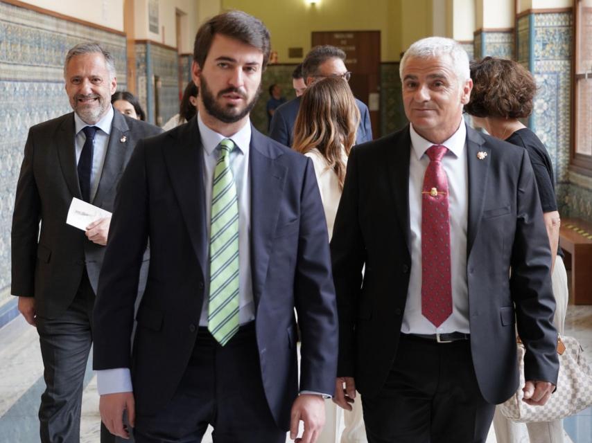 El vicepresidente de la Junta, Juan García-Gallardo, a su llegada al Premio Colmena 2022, este viernes.