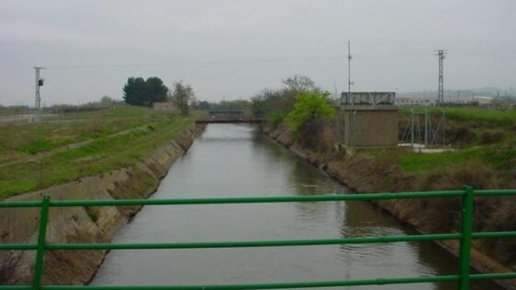 Canal de Lodosa, situado en la localidad de Aldeanueva de Ebro, cerca de Calahorra.