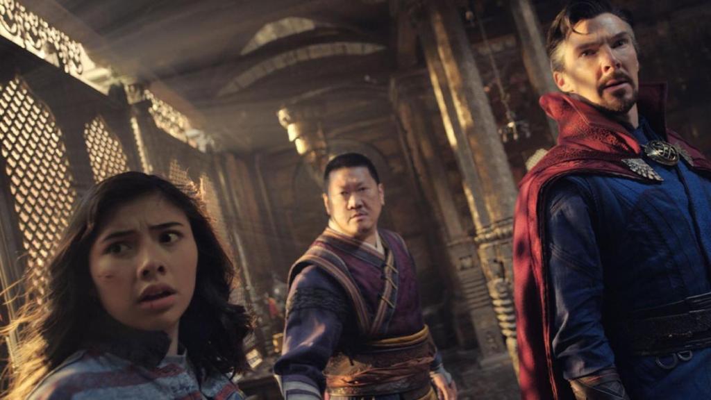 'Doctor Strange 2' supera los 800 millones en taquilla y se convierte en la película más taquillera del 2022