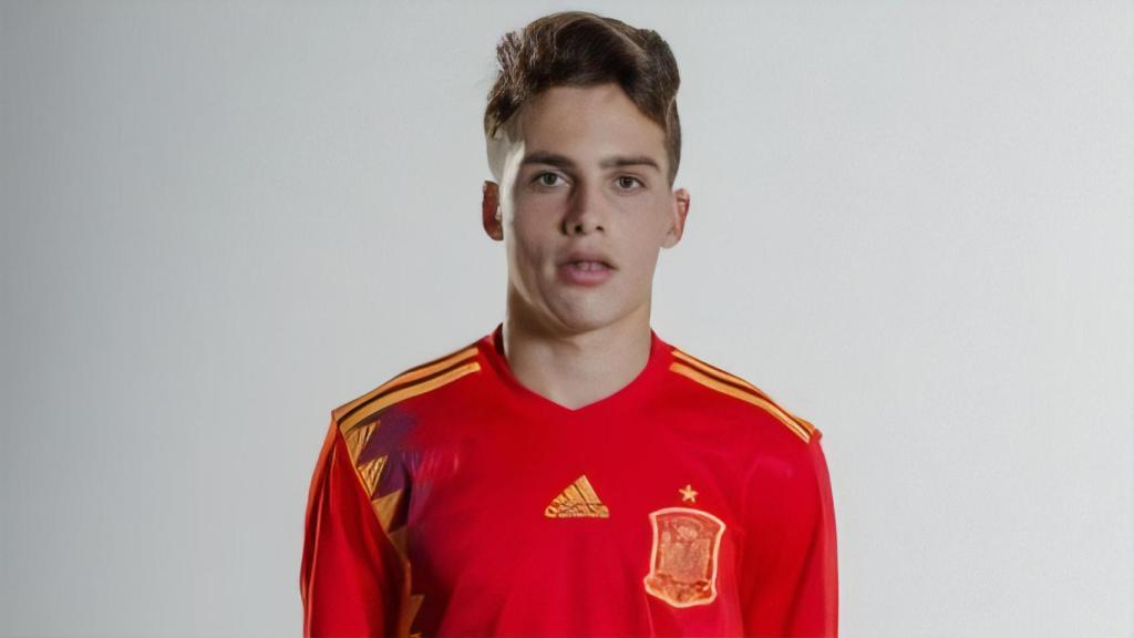 David Mella participa con la sub-17 en el Europeo.