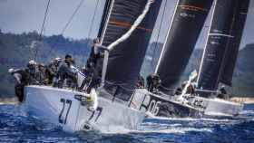 El Vayu durante la Abanca 52 Super Series Baiona Sailing Week.