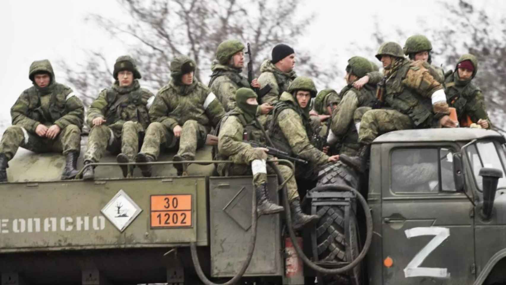 Un grupo de militares rusos durante la invasión en Ucrania.