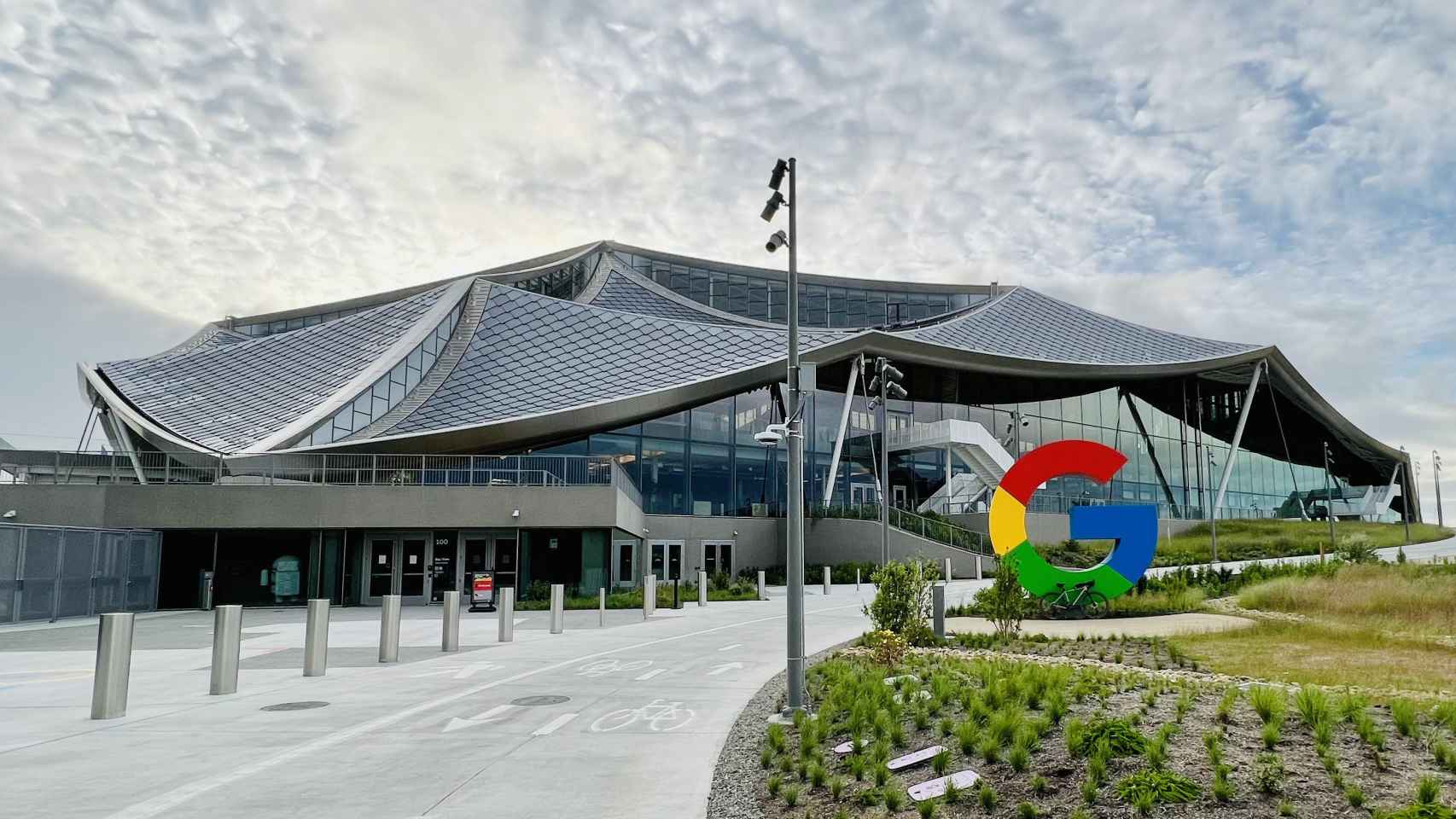 Imagen del macro campus Google Bay View ubicado en California (EEUU).