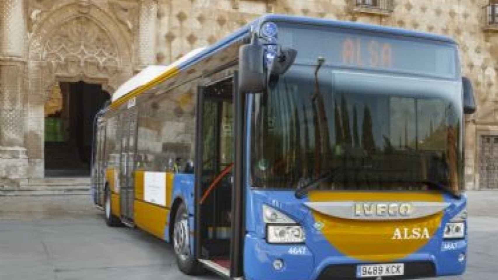 Imagen de archivo de un autobús de Alsa.