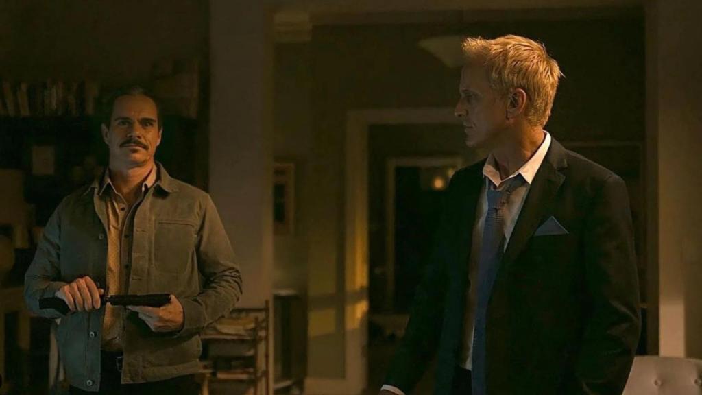 Lalo Salamanca y Howard Hamlin en el 6x07 de 'Better Call Saul'.