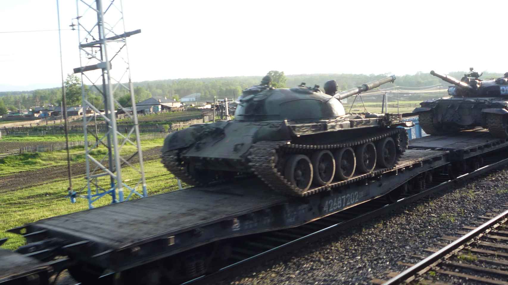 T-62 en un vagón de tren en 2010